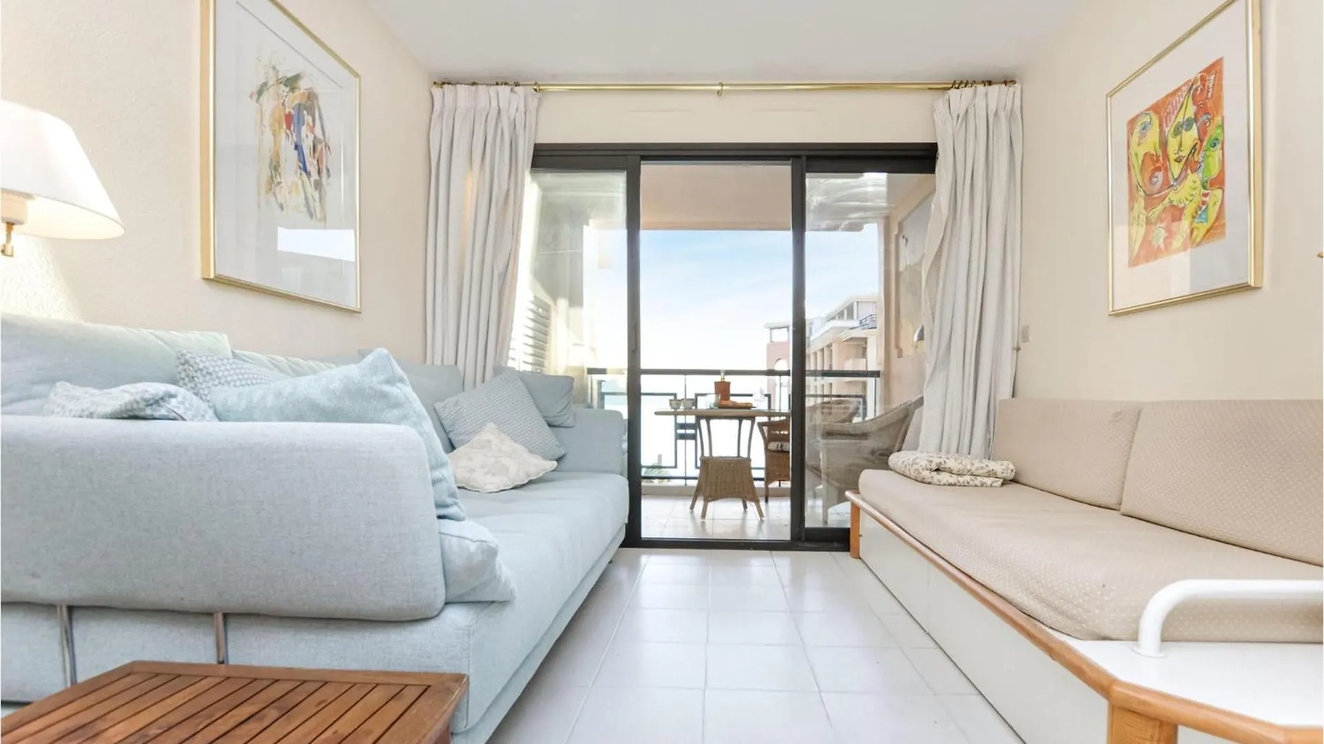 Nice Apartment In Cannes With Kitchen