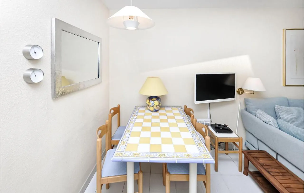 Nice Apartment In Cannes With Kitchen